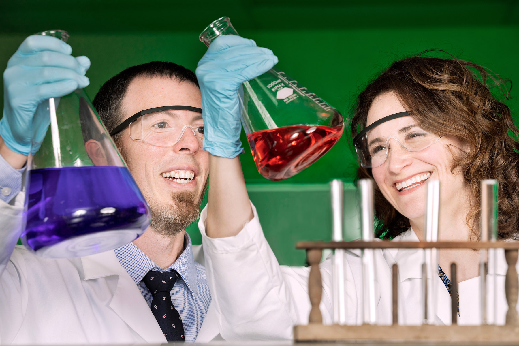 Image 030262019_ChemistrySheldonsScene001.jpg